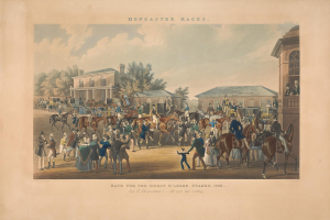 Gruppe von Menschen, die vor einem Gebäude mit Bäumen und Wolken im Hintergrund reiten, Text unten lautet "Doncaster Races, Race for the Great Stakes, 1839".