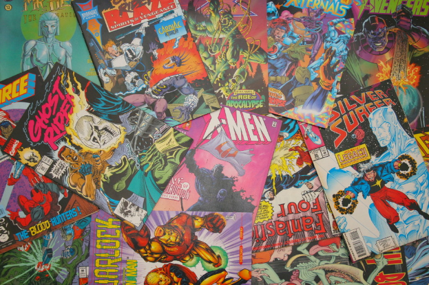 Eine Sammlung von Comicbüchern, die gemeinsam angezeigt werden.