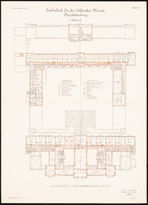 Ein detailliertes Grundriss-Zeichnung des Schlosshof in Dresden, Deutschland, mit Text zur Beschreibung des Gebäude-Layouts.